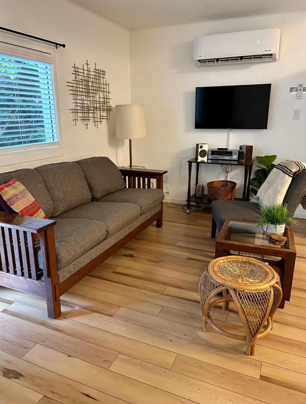 Classic & Cozy - Parking & Close To Dw * Medford
